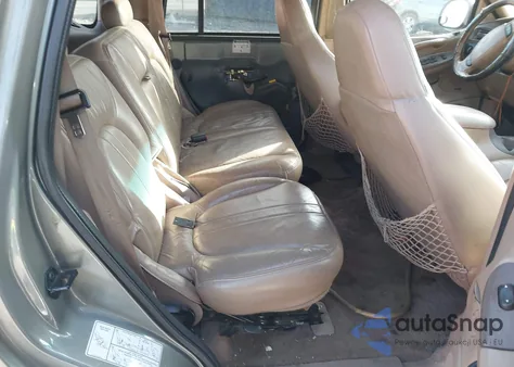 1999 Ford Expedition z USA, uszkodzony, nr VIN 1FMPU18L0XLB90068